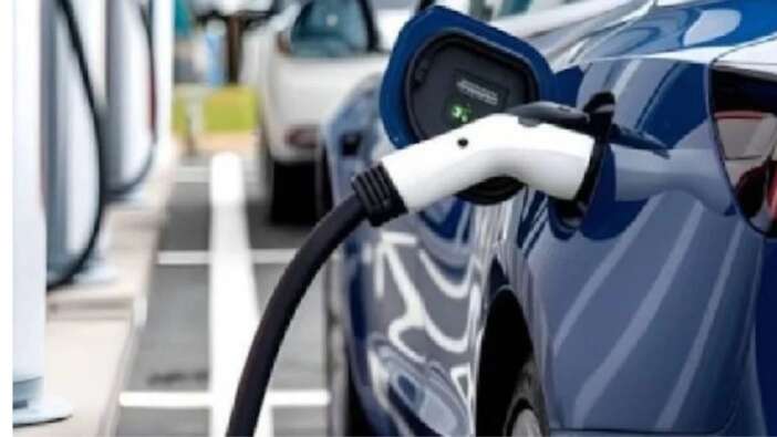 Elektrikli otomobil sayısı 423 bin 793’e yükseldi
