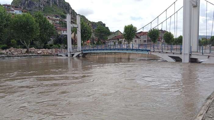 Tokat Valiliği'nden 'taşkın' uyarısı
