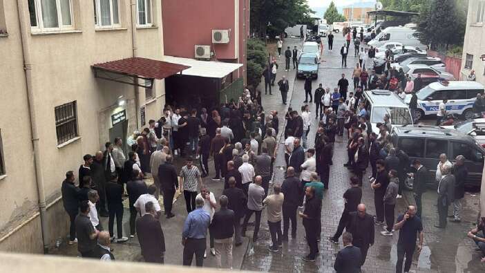 Haberi alan hastaneye koştu! Bayramda ailesinin evine ateş düştü: Sadece 16 yaşındaydı