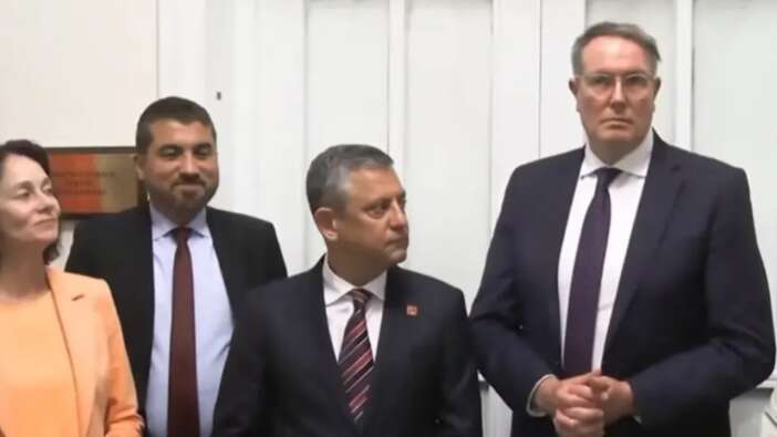 Meclis'te şok anlar! Kimse bunu beklemiyordu... Özgür Özel destek görüşmesinde neye uğradığını şaşırdı!