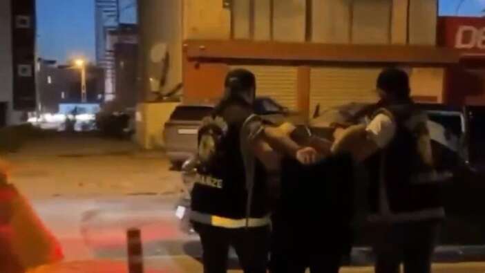 Can Polat cinayeti! Silahlarıyla yakalanan şüpheliler adliyede