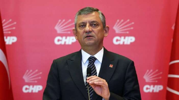 Sıcak gelişme: CHP'de yer yerinden oynayacak! Tarih verdi, Özgür Özel istifa edecek