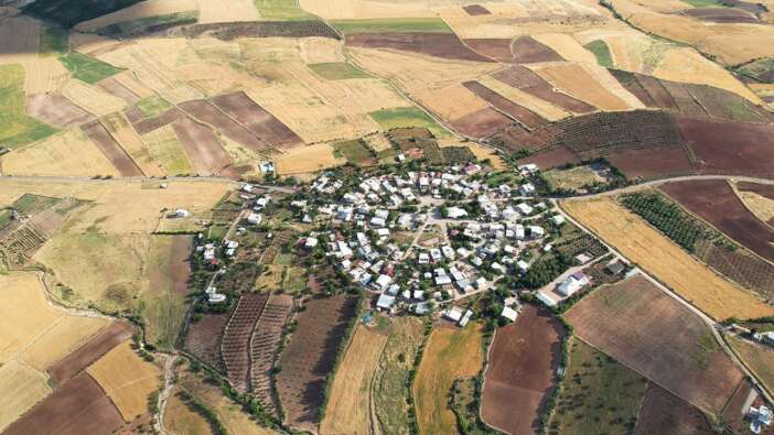 Adıyaman'daki dairesel köy görenleri şaşırtıyor