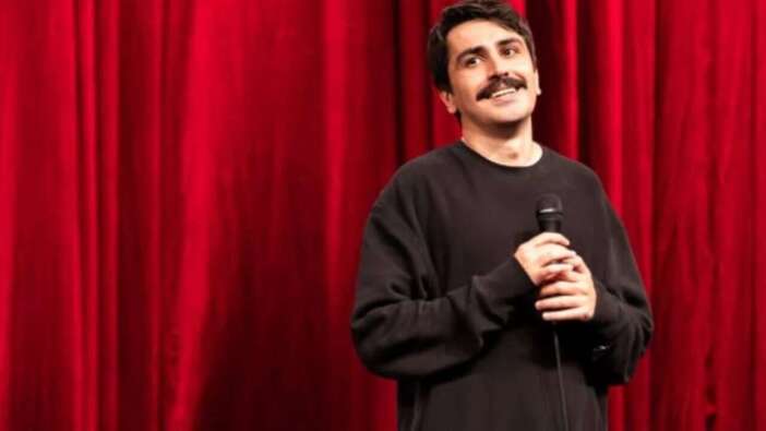 Kur'an-ı Kerim'e dil uzatan Deniz Göktaş'a havalimanında kelepçe: Yurt dışı dönüşü gözaltına alındı!