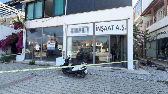 İş yerinde başından vurulan iş insanı hayatını kaybetti