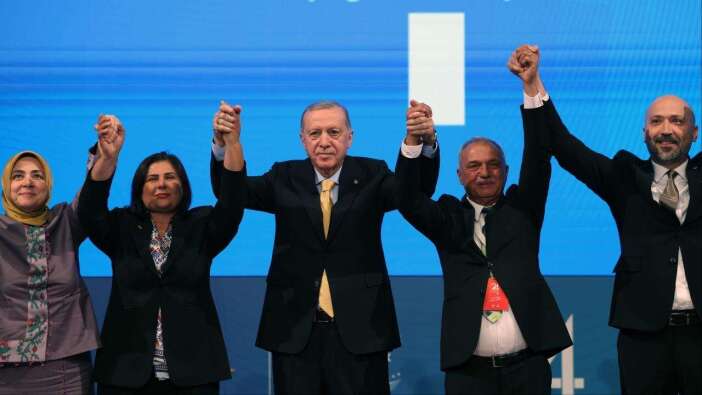 Bomba kulis patladı! Tarih belli oldu: İstanbul'daki iki ilçe daha AK Parti'ye geçiyor!