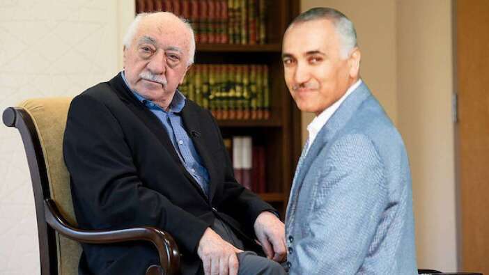 Sıcak gelişme... FETÖ firarisi Adil Öksüz’ün eşi Aynur Öksüz ABD’de görüntülendi!