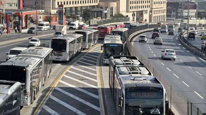 Metrobüs 15 Temmuz'da FSM Köprüsü'nü kullanacak