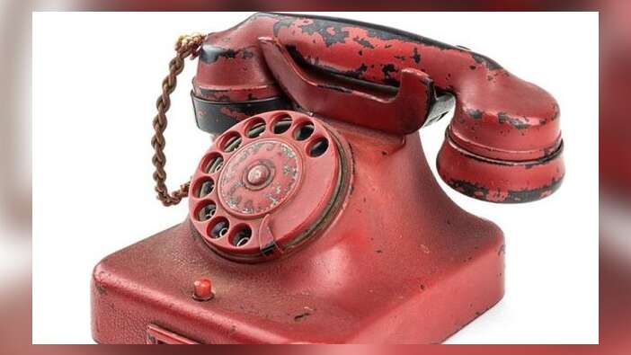 Dünyanın en günahkar telefonu rekor fiyatla satıldı!
