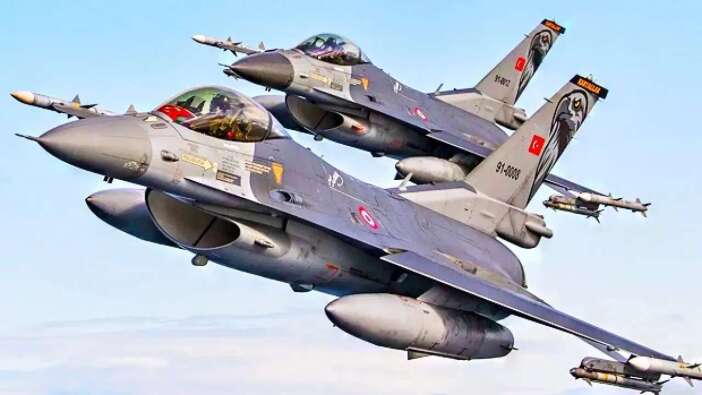 Yunan bayraklarıyla Metehan'a dayandılar! Kıbrıs sınırında çirkin provokasyon! "Jetli" cevap geldi