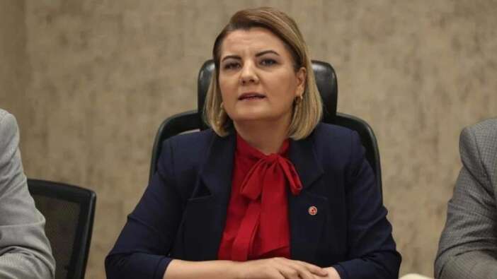 CHP'li İzmit Belediyesi'ne şafak operasyonu! Belediye Başkanı Fatma Kaplan Hürriyet ve eşi gözaltına alındı