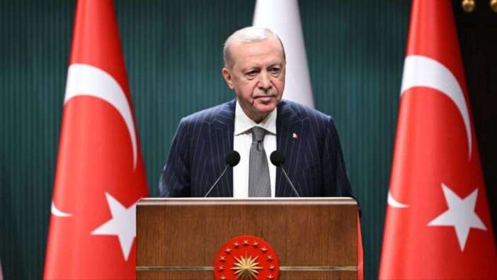 Cumhurbaşkanı Erdoğan'dan şampiyon Filenin Sultanlarına tebrik