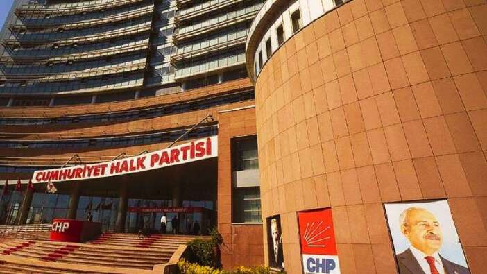 CHP'de tarihi deprem: 264 eski milletvekili ortak bildiriyse partiden istifa etti