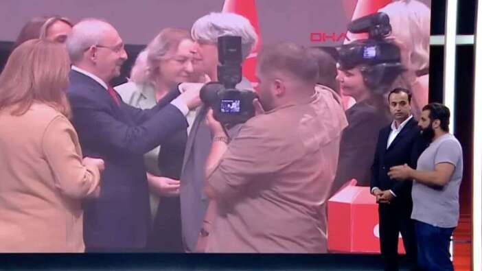 Kılıçdaroğlu etkinliğinde figüran skandalı! Ajans sahibi canlı yayında her şeyi itiraf etti!