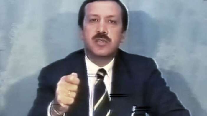 Erdoğan'ın arşiv görüntüleri çıktı! 32 yıl önce ne söylediyse hepsini çözmüş!