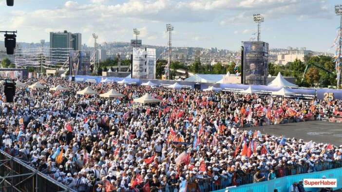 AK Parti'nin 25. yıl mitingine vatandaşlardan dev katılım! Gözler Cumhurbaşkanı Erdoğan’da