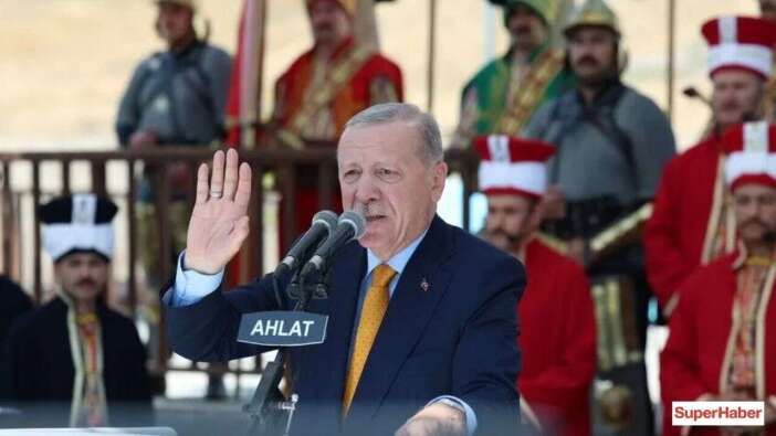 Cumhurbaşkanı Erdoğan Ahlat'ta! Malazgirt Zaferi'nin 955. yıl dönümünde tarihi mesajlar