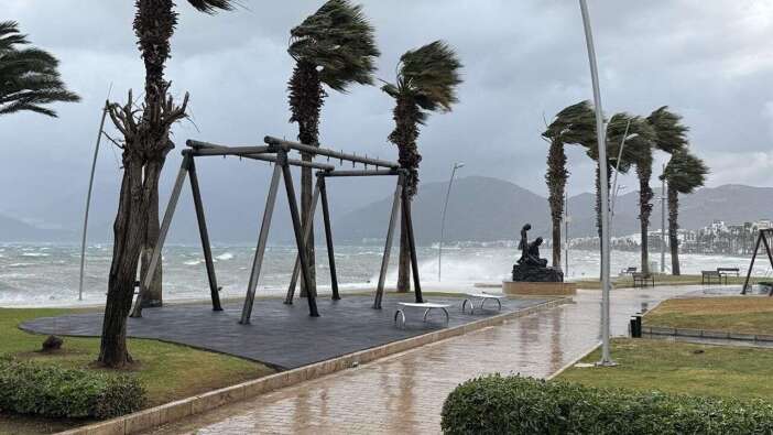 Batı Akdeniz için fırtına uyarısı geldi