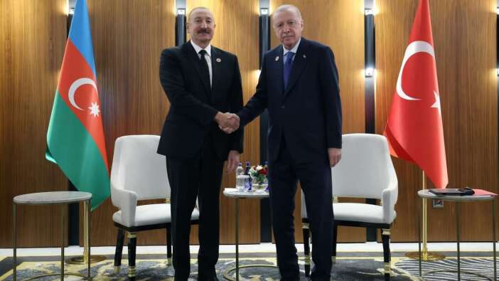 Cumhurbaşkanı Erdoğan Bişkek'te Aliyev ile görüştü: COP31 Zirvesi'ne özel davet!