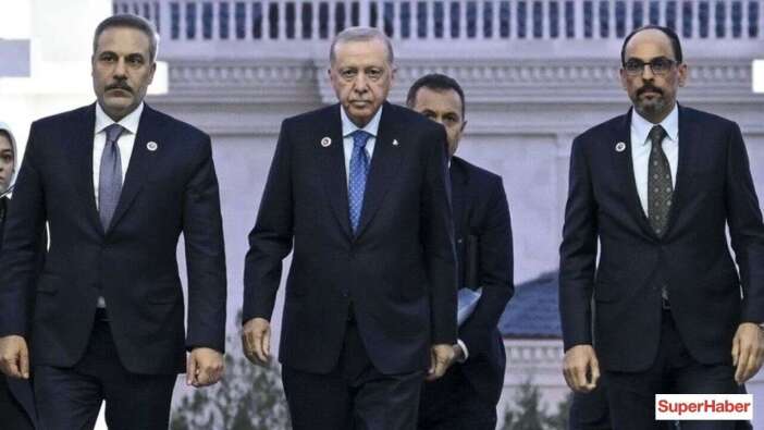 İbrahim Kalın'ın yeni tarzı! Fotoğrafı gören dönüp tekrar baktı