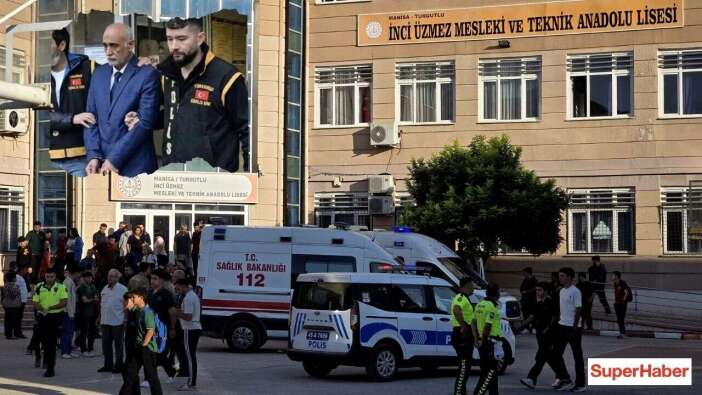 Öğrenciler "Bize dikte ettirildi" diyerek ifadelerini çekmişti! Ramazan öğretmene kumpas kurulan lisede bu kez kan aktı