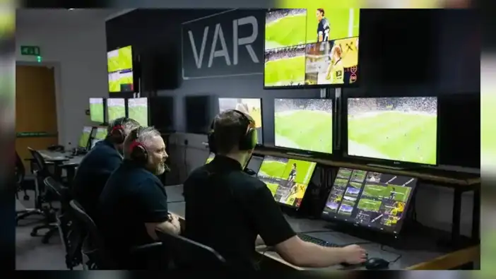 Yabancı VAR hakemlerinin aldıkları ücret ortaya çıktı