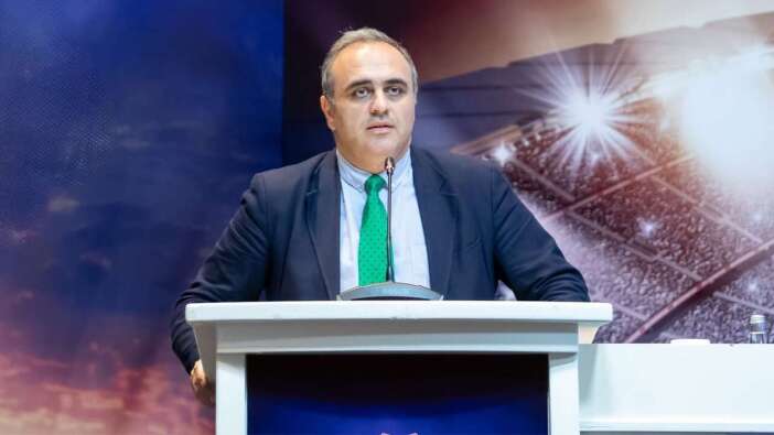 TFF Yöneticisi Ural Aküzüm istifa etti
