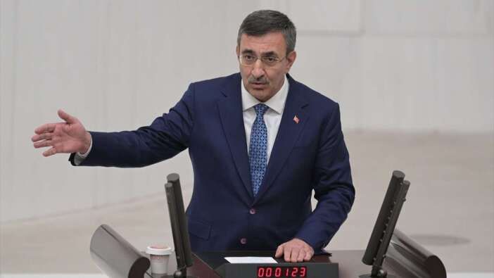 Cevdet Yılmaz açıkladı: "Özel kalem müdürüm fonda büyük kayıp yaşadı"