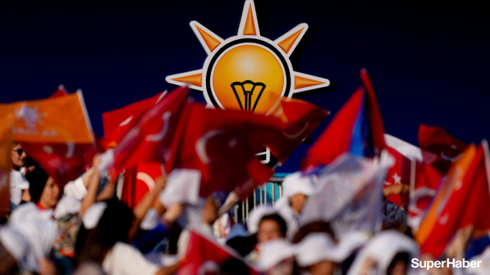 AK Parti'den kulisleri hareketlendirecek açıklama: Sırada bir büyükşehir daha var