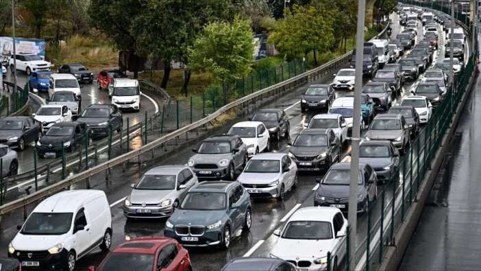 İstanbul’da trafik yoğunluğu yüzde 89’a ulaştı