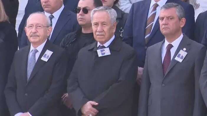 Tokalaşırken yüzüne bile bakmadı: Özgür Özel ile Kemal Kılıçdaroğlu arasında cenazede soğuk rüzgarlar!
