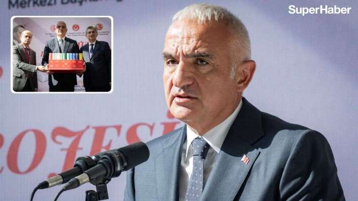 Bakan Ersoy "Nutuk Külliyatı Projesi"ni tanıttı! Nutuk 8 dilde basıldı