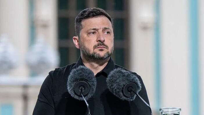 Zelenskiy: Rusya'nın saldırılarında 28 trafo merkezi hasar gördü