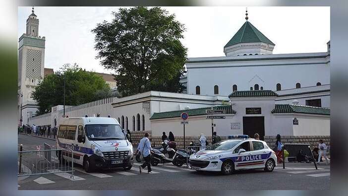 Fransa'da cami işgaline hapis cezası...