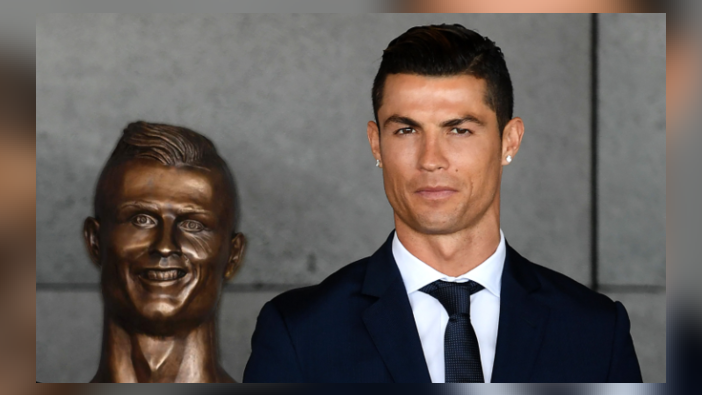 Ronaldo biraz şanslı: Şimdiye kadar ki en kötü heykeller