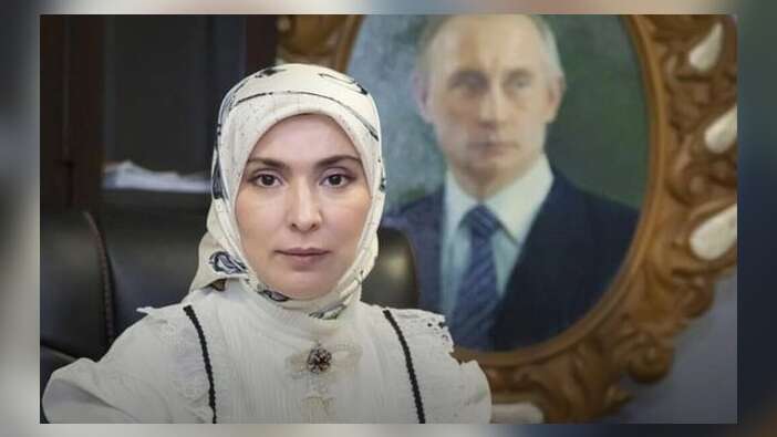 Müslüman kadın gazeteci Putin'e rakip oldu!