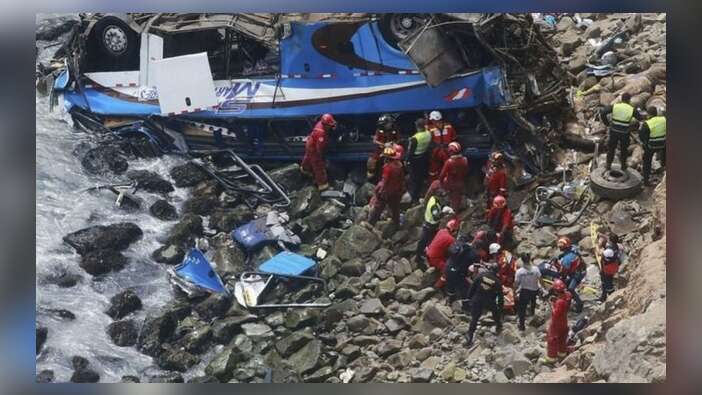 Peru'da otobüs faciası: Çok sayıda ölü var...