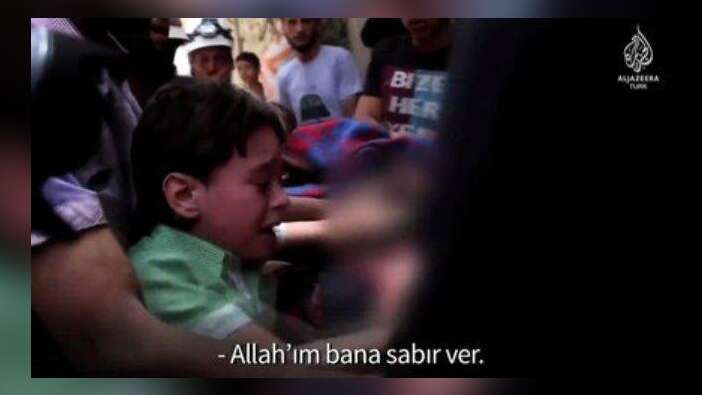 O Suriyeli çocuk ağladı, tüm dünyada yürekler yandı