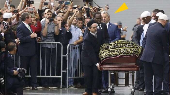İşte Muhammet Ali'nin tabutunu taşıyan tek Türk...