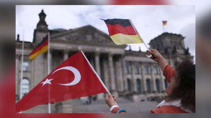 Alman Bild gazetesi liste yaptı: Türkleri sevmemiz için 44 neden...
