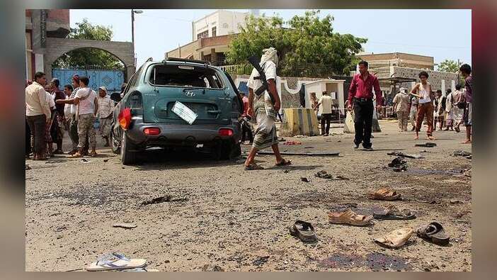 Yemen'de bomba yüklü araçla katliam! Ölü ve yaralılar var...