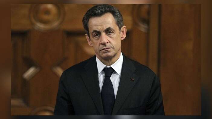 Fransa'nın eski cumhurbaşkanı Sarkozy gözaltında!