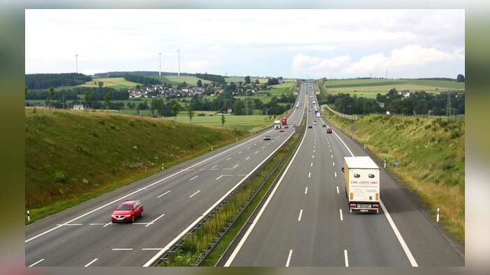 Kızlarını benzincide bıraktığını 170 km sonra anladı...