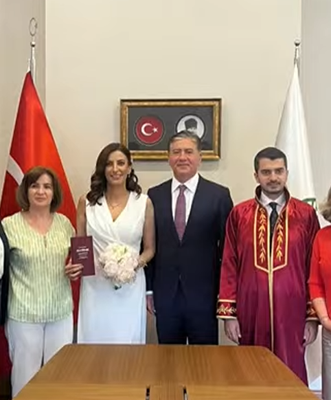 murat-emir-ve-evrim-rizvanoglu-evlendi