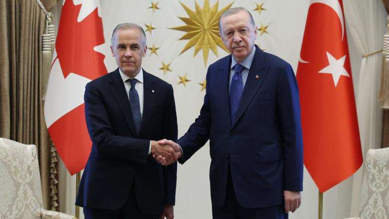 cumhurbaskani-erdogan-kanada-basbakani