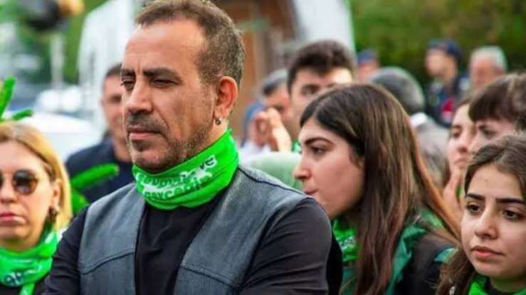 haluk-levent-001