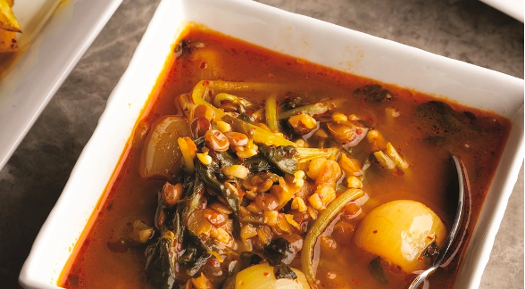 mercimekli-semizotu-yemegi