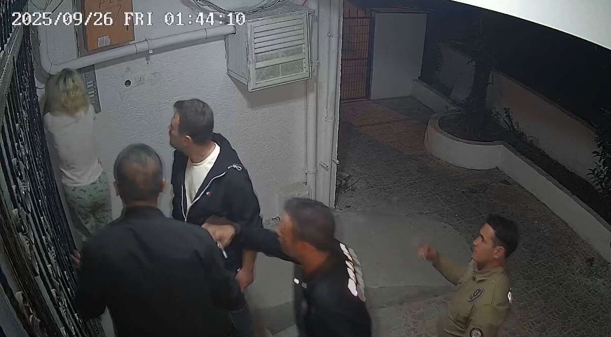sarkici-gullunun-oldugu-olay-gecesine-a-1474177-438647