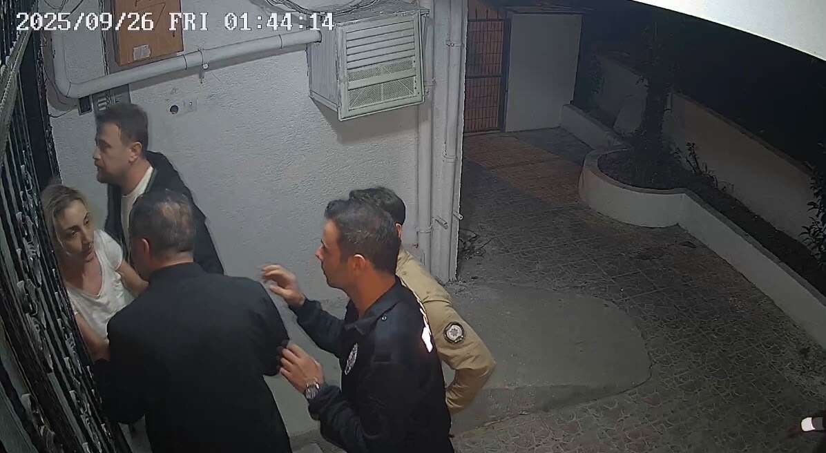 sarkici-gullunun-oldugu-olay-gecesine-a-1474178-438647