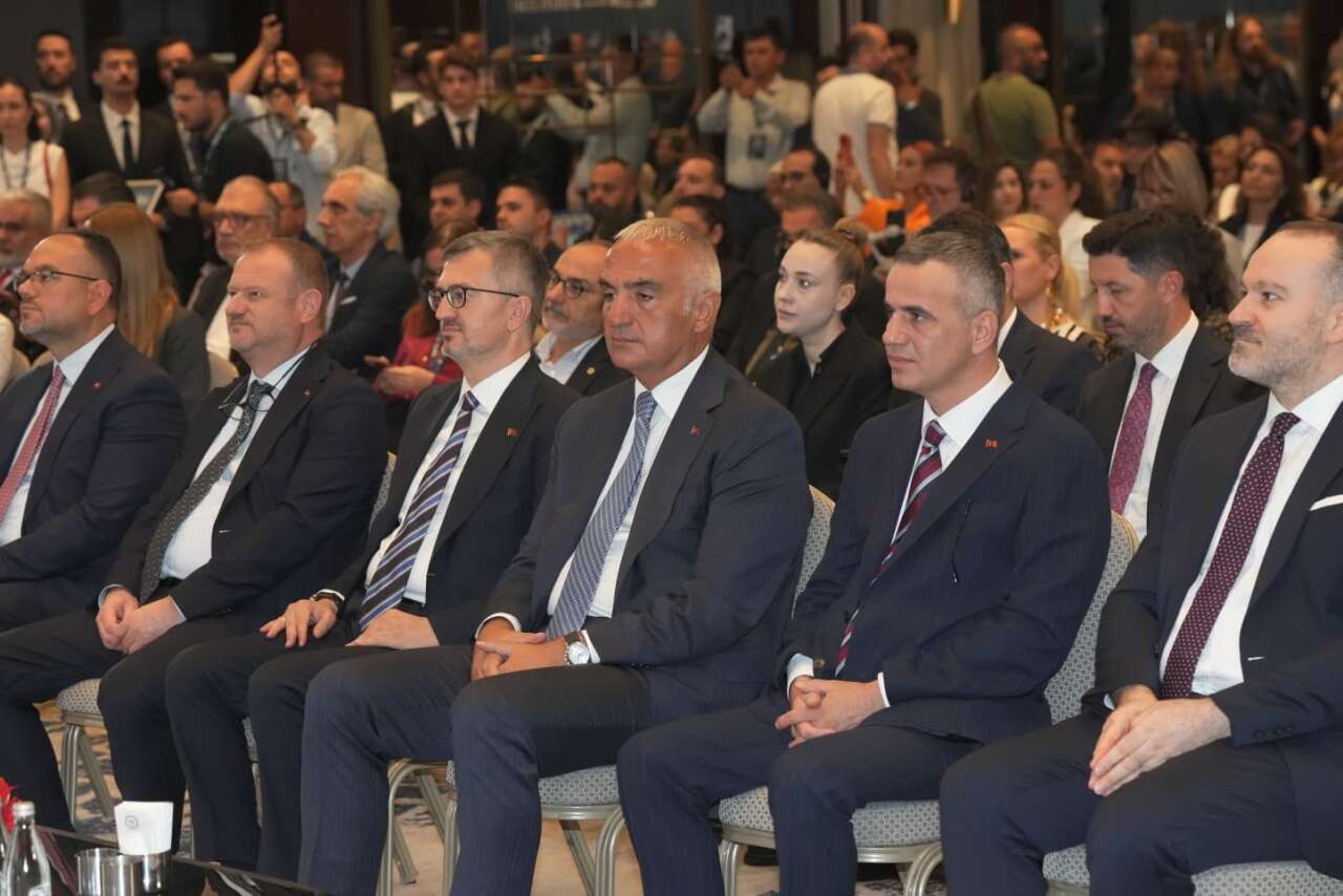 kultur-ve-turizm-bakani-mehmet-nuri-ersoy-6